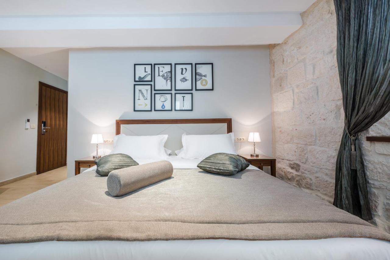 Room 101 — Levanat